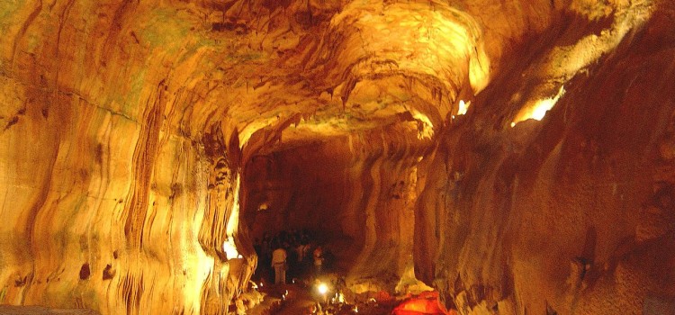 Caves of Mira De Aire or Gruta dos Moinhos Velhos, in Mira de Aire